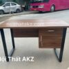 Bàn làm việc chân sắt có hộc treo 1m2 mã BHT1206